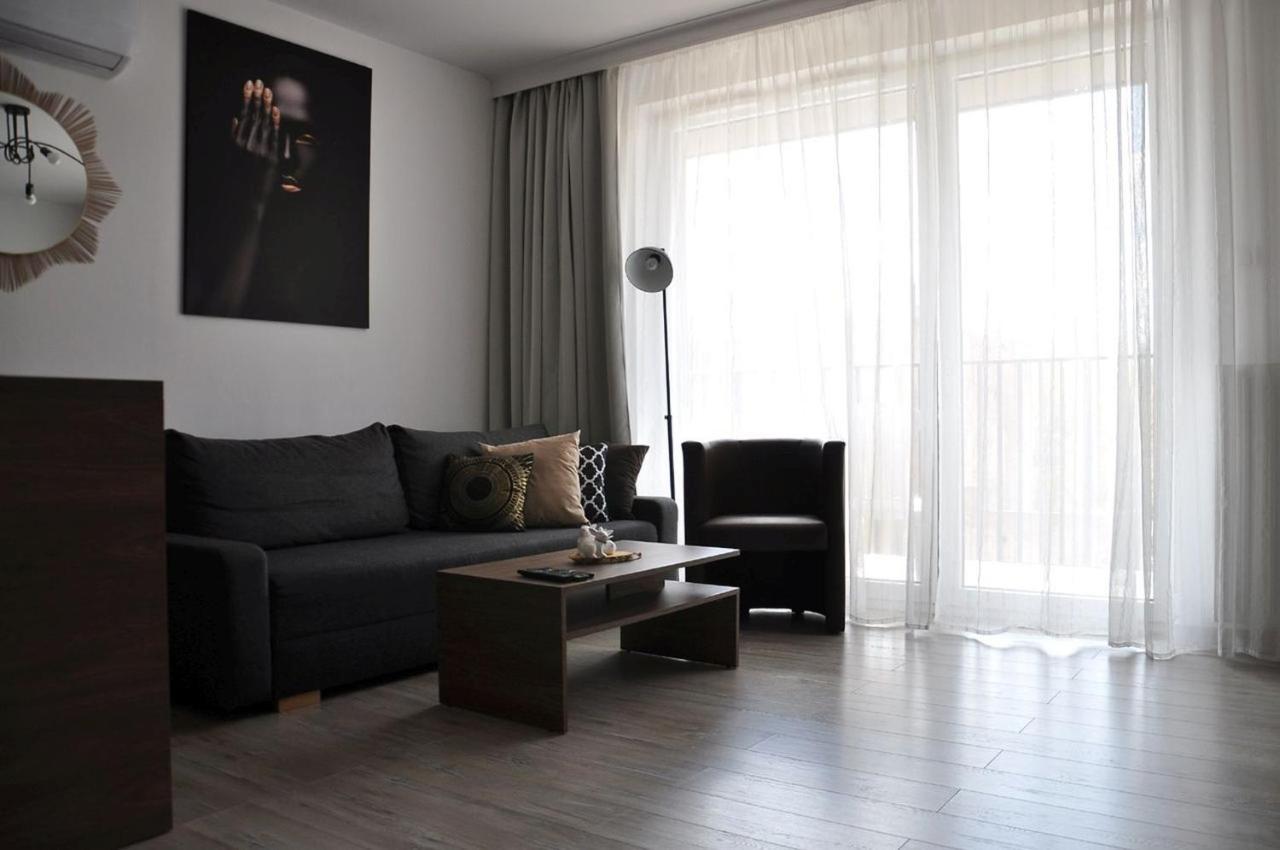 Q Apart Grand - Klimatyzowane 3 Pokojowe Apartamenty Przy Manufakturze Z Garazem Gratis, Fv وودج المظهر الخارجي الصورة