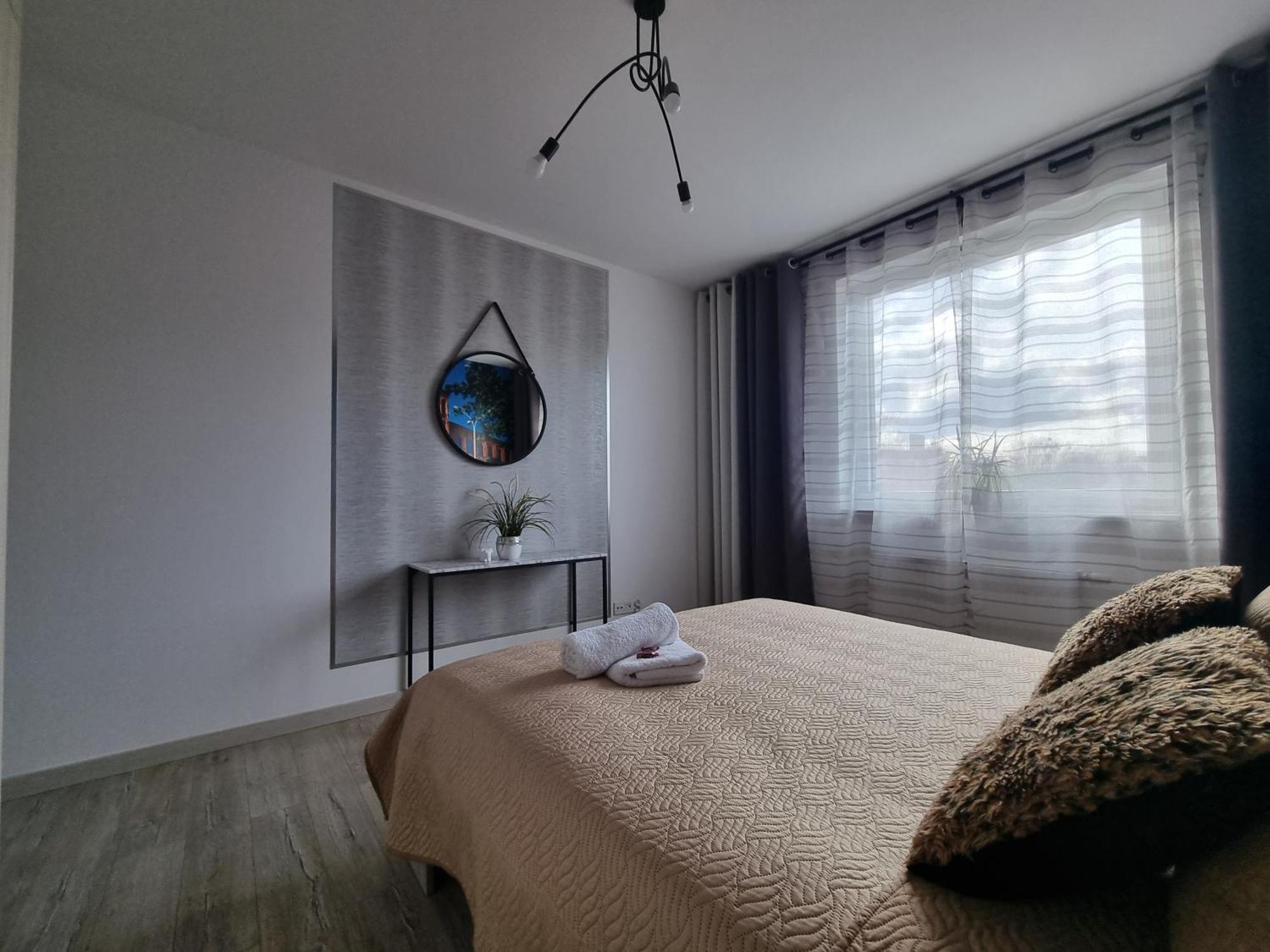 Q Apart Grand - Klimatyzowane 3 Pokojowe Apartamenty Przy Manufakturze Z Garazem Gratis, Fv وودج المظهر الخارجي الصورة